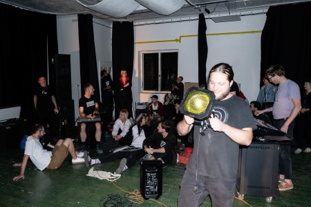 Křehké podloží kulturní a klubové scény. Hledání soudržnosti v časech nejistoty