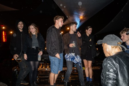 Křehké podloží kulturní a klubové scény. Hledání soudržnosti v časech nejistoty