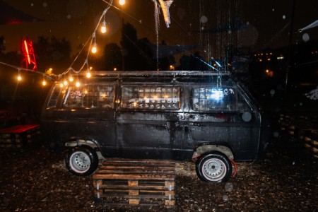 Křehké podloží kulturní a klubové scény. Hledání soudržnosti v časech nejistoty