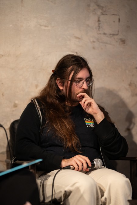 HYB4 Čítárna: Pestrá a duhová – česká queer literatura 20. a 21. století