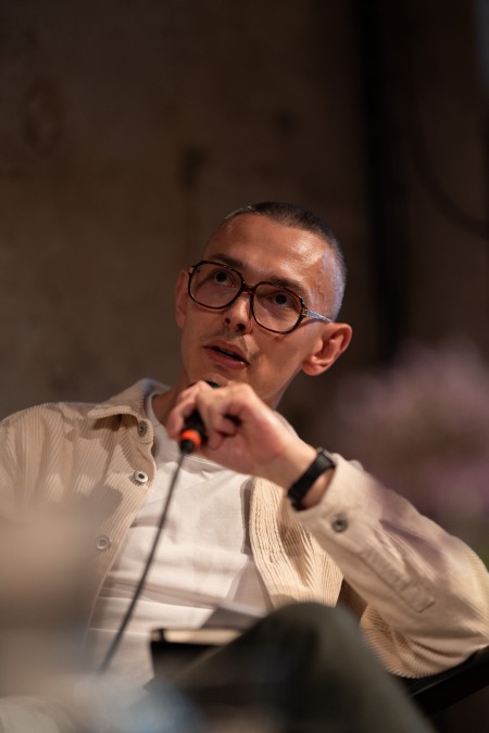 HYB4 Čítárna: Pestrá a duhová – česká queer literatura 20. a 21. století