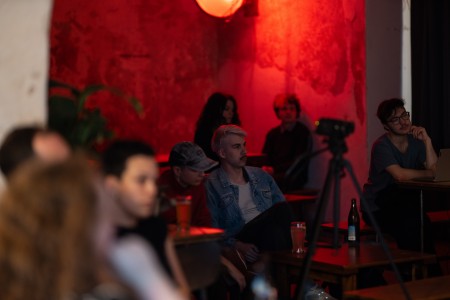 HYB4 Čítárna: Pestrá a duhová – česká queer literatura 20. a 21. století