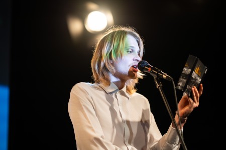 HYB4 Čítárna: Básnířky a básníci na FF UK