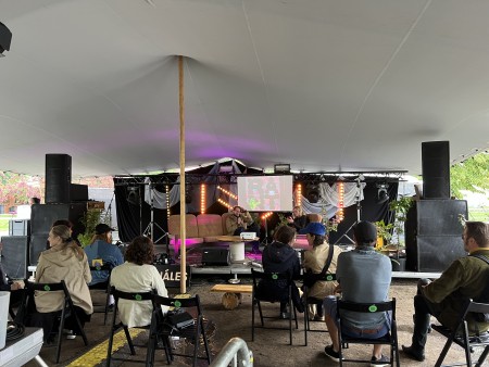 RANT Prostoru – živé natáčení podcastu pro nas*rané lidi