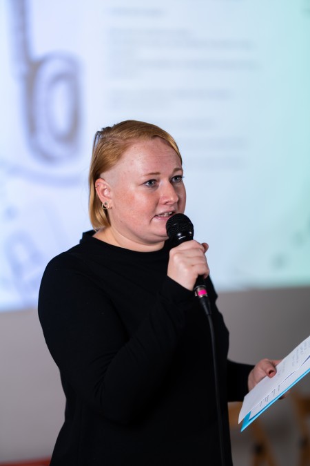 HYB4 Čítárna: Už žádný verše o zvířátkách – uvedení knihy