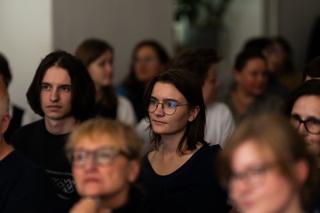 HYB4 Čítárna: Už žádný verše o zvířátkách – uvedení knihy