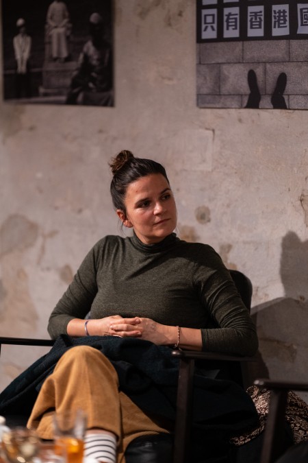 HYB4 Čítárna: Mezi integrací a iluzí: místo romské literatury v Česku