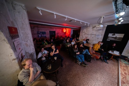 HYB4 Čítárna: RP uvádí