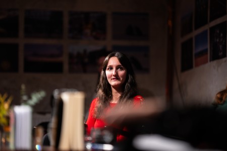 HYB4 Čítárna: Všechny vůně oleandru