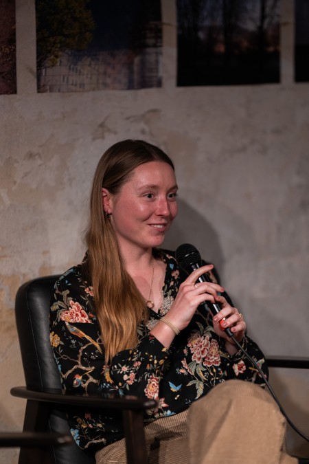 HYB4 Čítárna: Všechny vůně oleandru