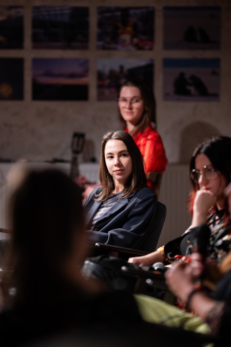 HYB4 Čítárna: Všechny vůně oleandru