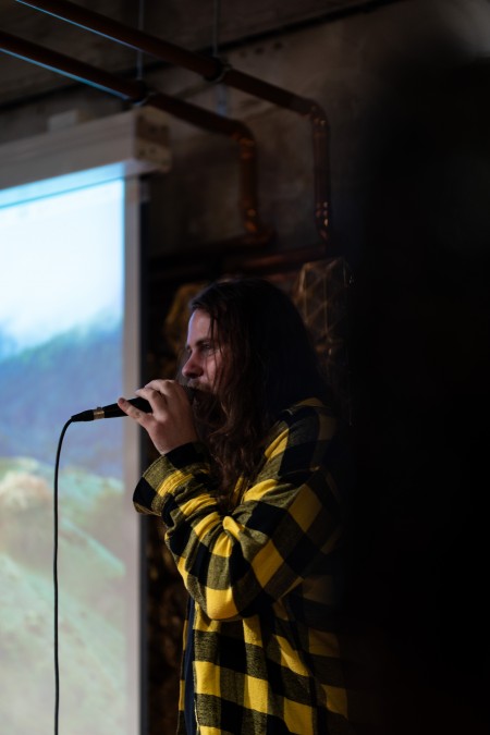 HYB4 Čítárna: Hrajte ještě dál | uvedení + karaoke