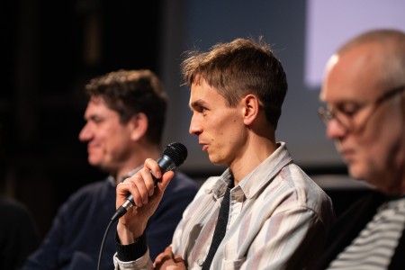 HYB4 Čítárna: Debata Ceny literární kritiky nad nominacemi za prózu 2025