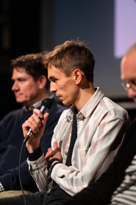 HYB4 Čítárna: Debata Ceny literární kritiky nad nominacemi za prózu 2025