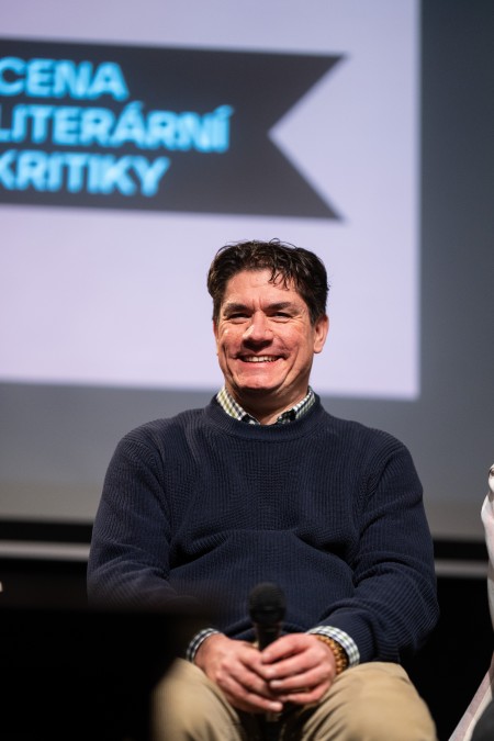 HYB4 Čítárna: Debata Ceny literární kritiky nad nominacemi za prózu 2025