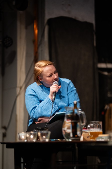 HYB4 Čítárna: Debata Ceny literární kritiky nad nominacemi za poezii 2025