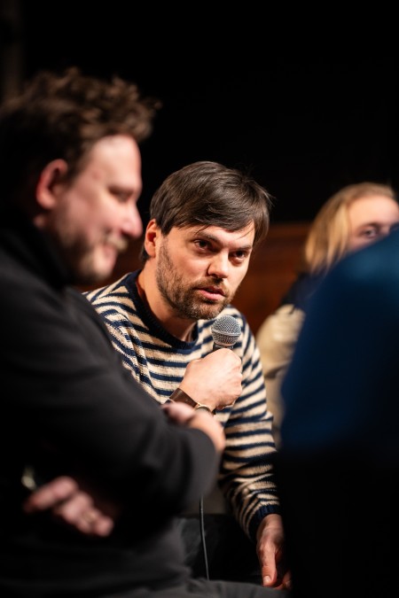 HYB4 Čítárna: Debata Ceny literární kritiky nad nominacemi za poezii 2025