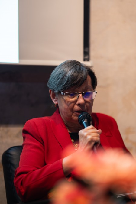 HYB4 Čítárna: Ženy v československé vědě