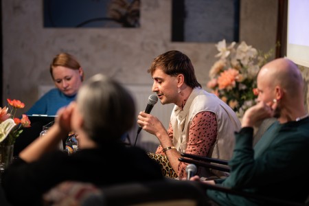 HYB4 Čítárna: Jsme to, co čteme 2.0 – Ficová, Macl, Trhoň