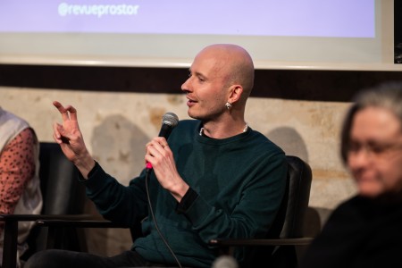 HYB4 Čítárna: Jsme to, co čteme 2.0 – Ficová, Macl, Trhoň