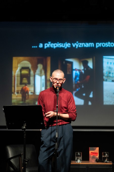 HYB4 Čítárna: S Wittgensteinem v gay sauně (uvedení knihy)